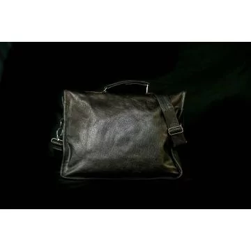 Schwarze Ledertasche