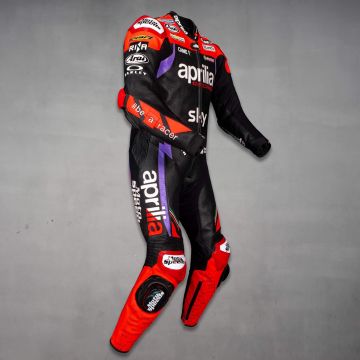 Maverick Vinales suit