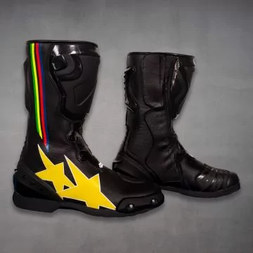 aprilia racing boots 2025
