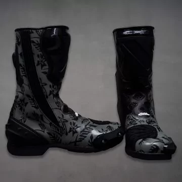 race riding boots Danilo Petrucci  MotoGP 2020