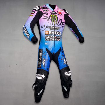 Yamaha-Anzug