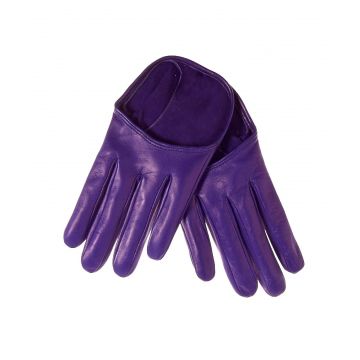 Lady purple gloves