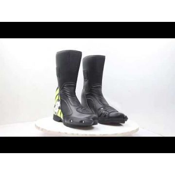 Andrea Iannone shoes