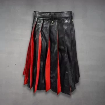 レザー プリーツ キルト ブラックとレッド
