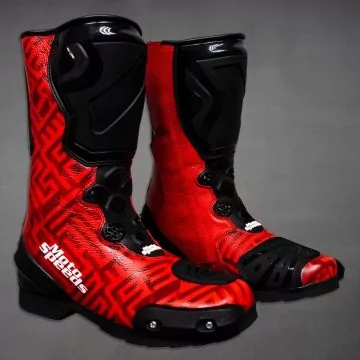 マルク・マルケスブーツを手に入れよう！MotoGPの最高峰！