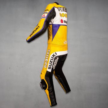 Cuero de motocicleta Suzuki AMA