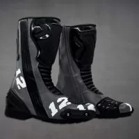 maverick viñales boots