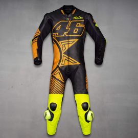 バレンティーノロッシレーシングスーツ valentino-rossi-leather-suit-