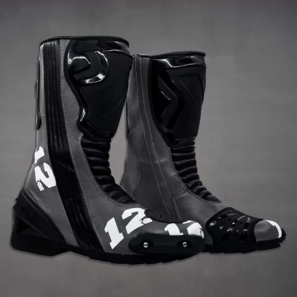 maverick vinales boots Maverick Vinale MotoGP 2019